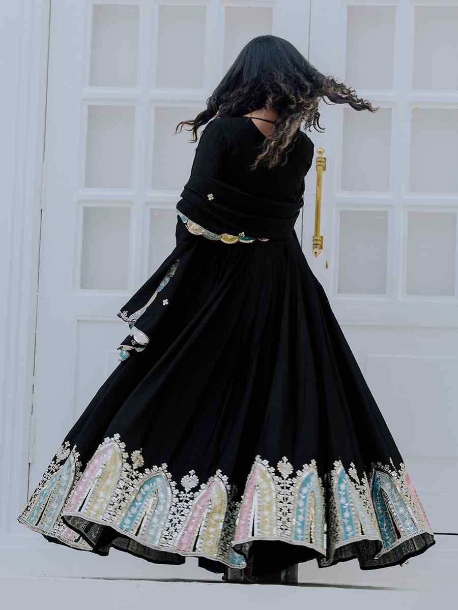 Black Heavy Chinon Silk Embroidered Festival Casual Gown