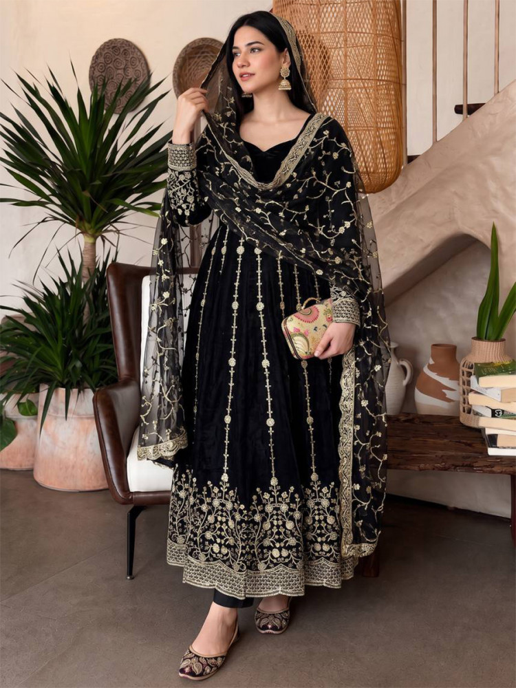 Image of Black Heavy Fandy Silk Embroidery Sequins Zari Wedding Party Festival Casual Ready Anarkali Pant Salwar Kameez
