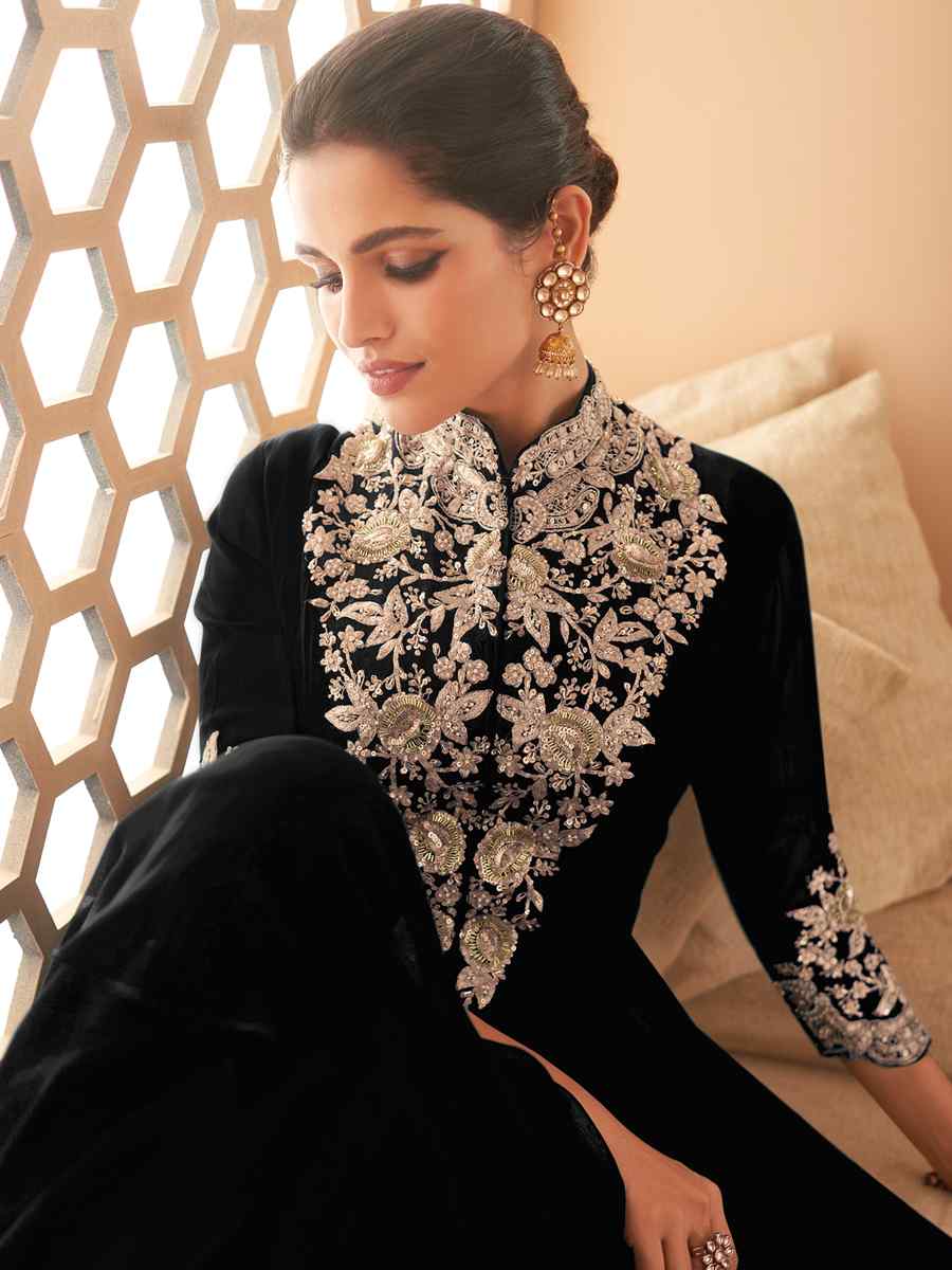 Black Heavy Georgette Embroidered Party Wedding Ready Anarkali Salwar Kameez