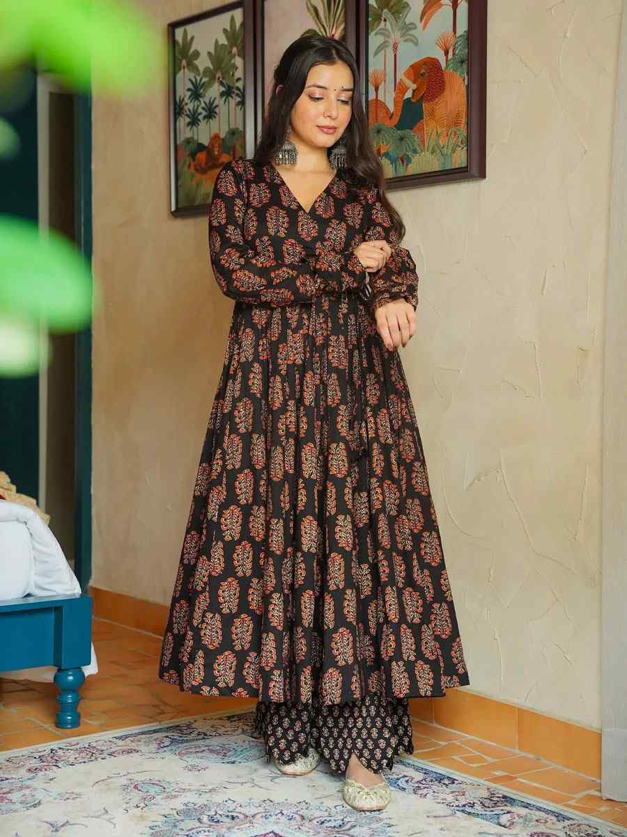 Black Heavy Rayon Printed Festival Casual Kurti with Bottom