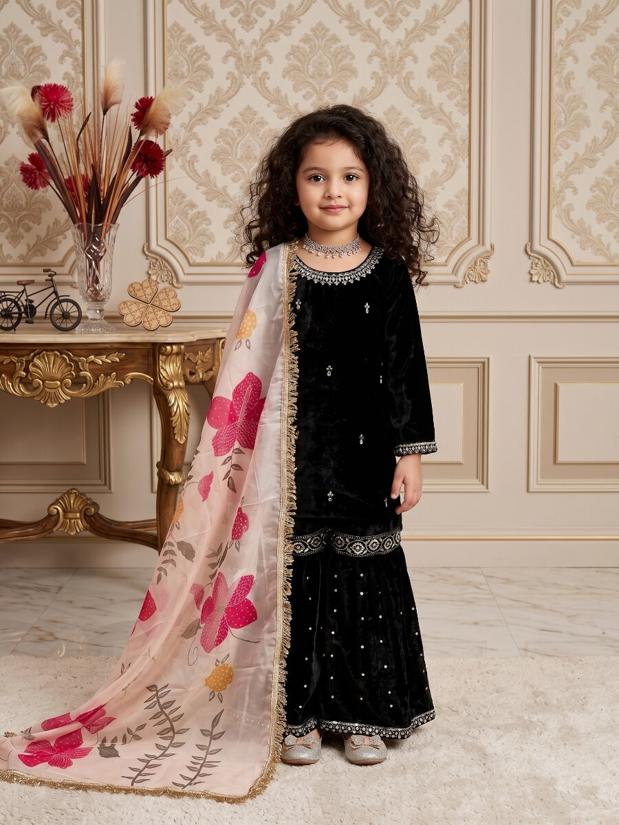 Black Heavy viscose velvet Embroidered Sequins Ethnic Casual Festival Party Wedding Kurta Sharara Girls Wear