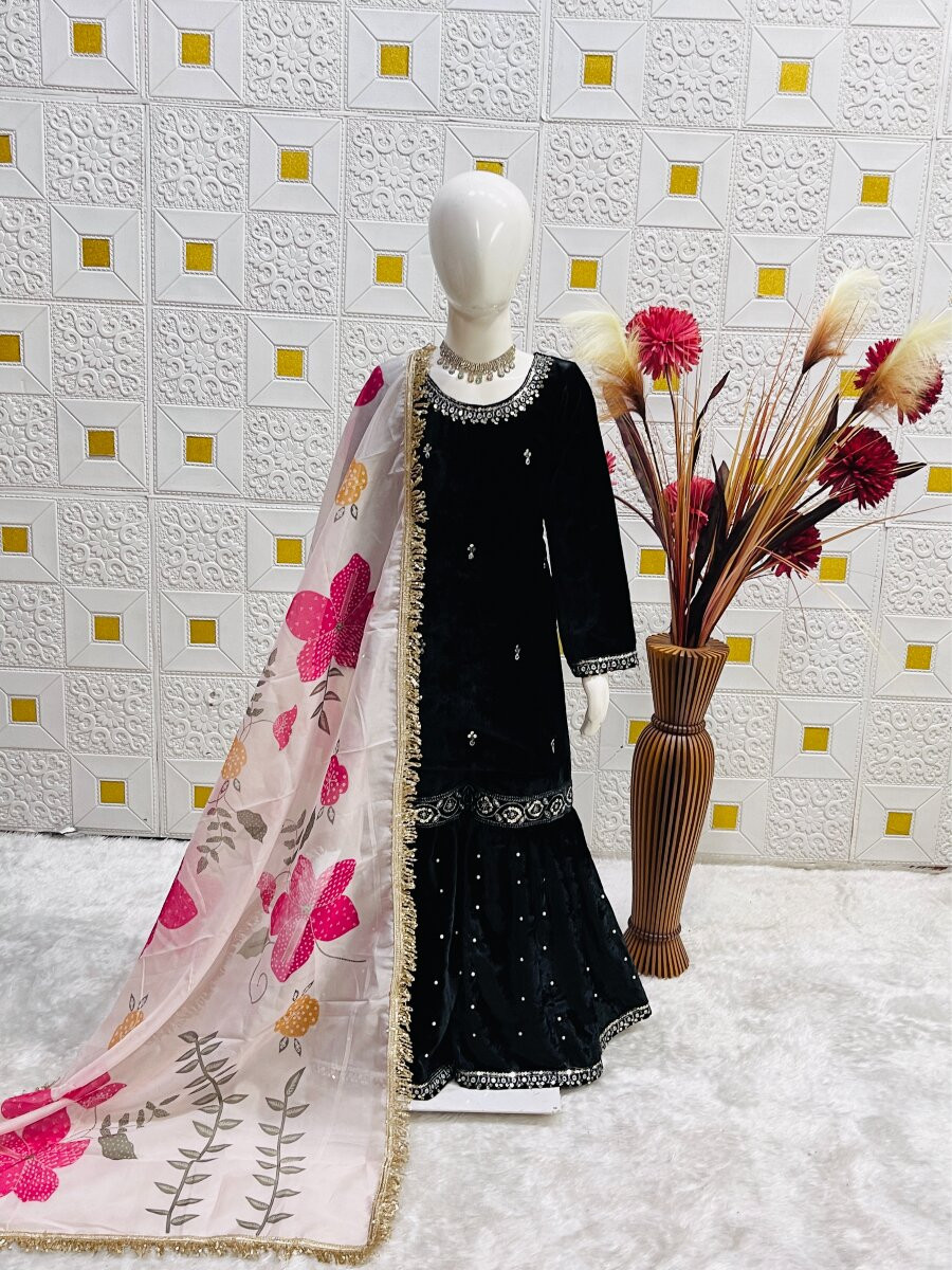 Black Heavy viscose velvet Embroidered Sequins Ethnic Casual Festival Party Wedding Kurta Sharara Girls Wear
