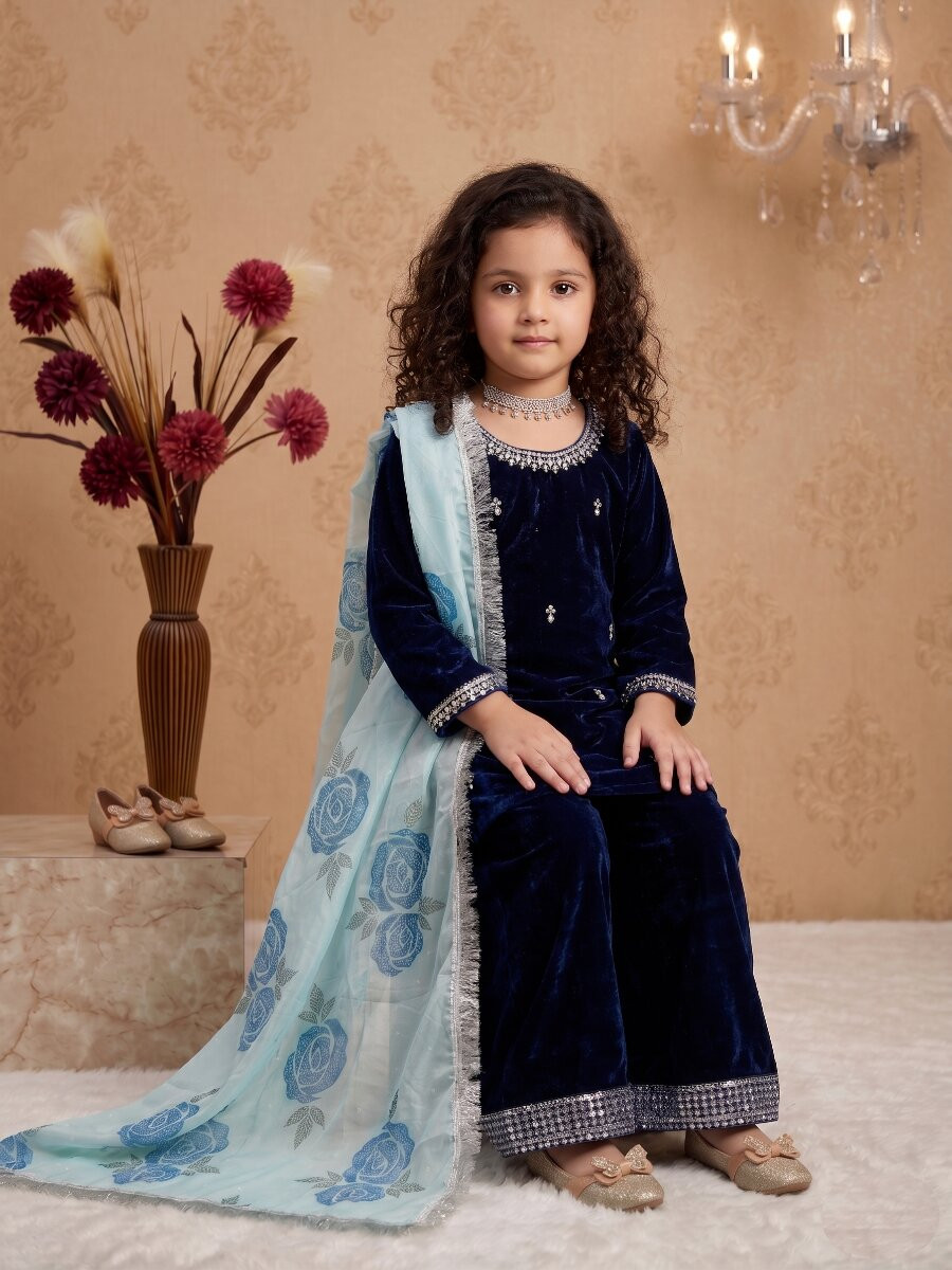 Black Heavy viscose velvet Embroidered Sequins Ethnic Casual Festival Party Wedding Salwars Girls Wear