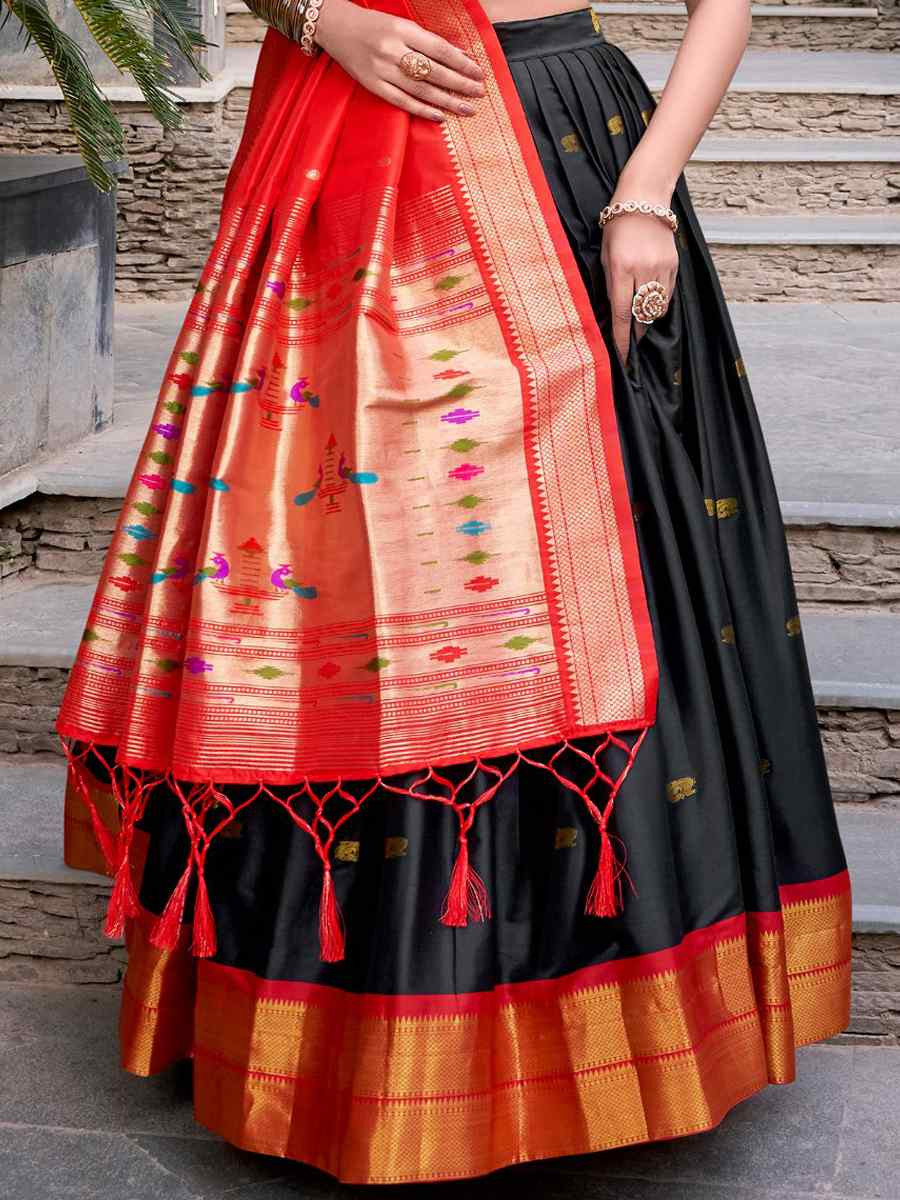 Black Jacquard Silk Handwoven Bridesmaid Wedding Heavy Border Lehenga Choli