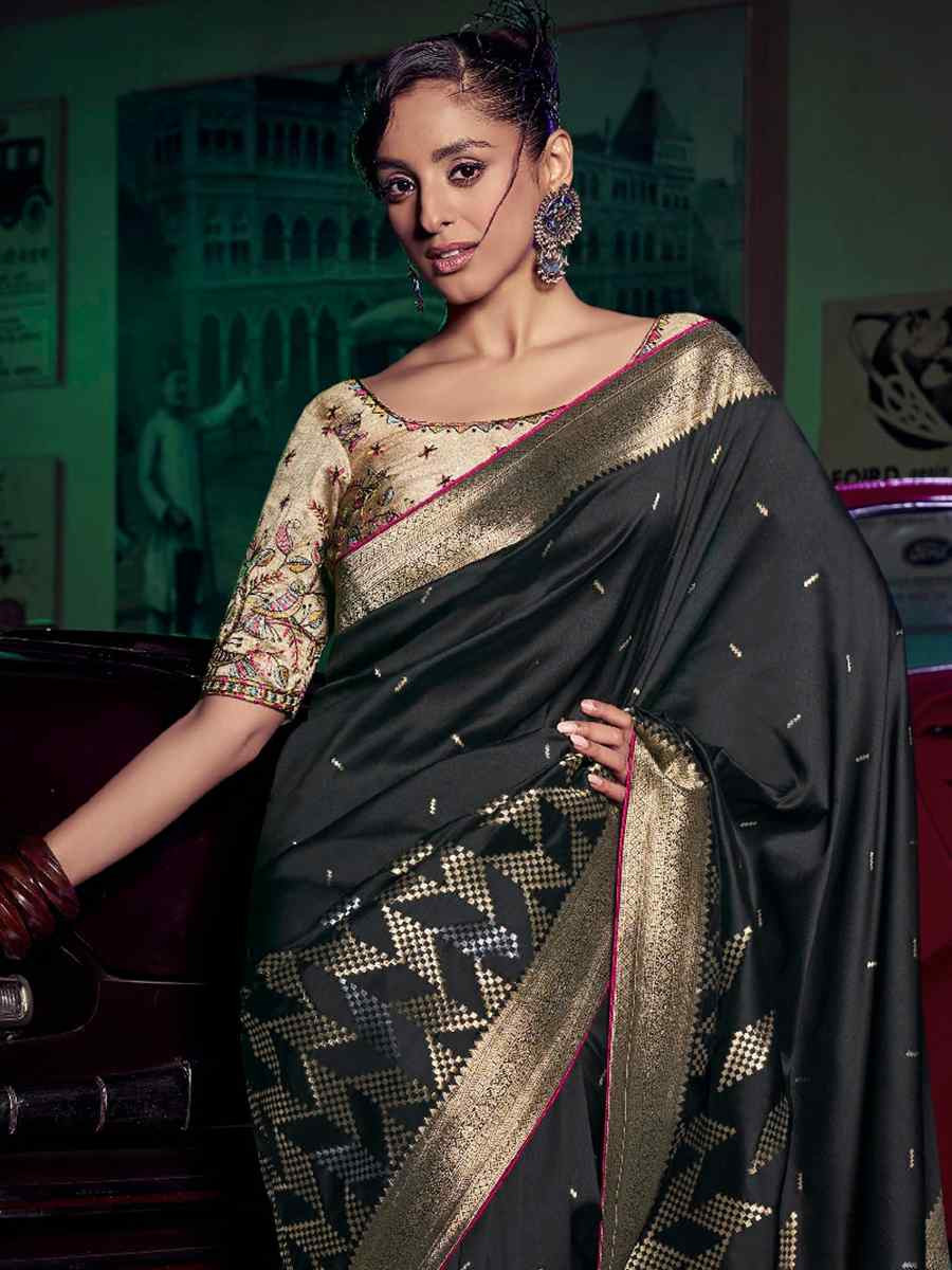 Black Pure Silk Handwoven with Embroidered Festival Wedding Fancy Heavy Border Saree