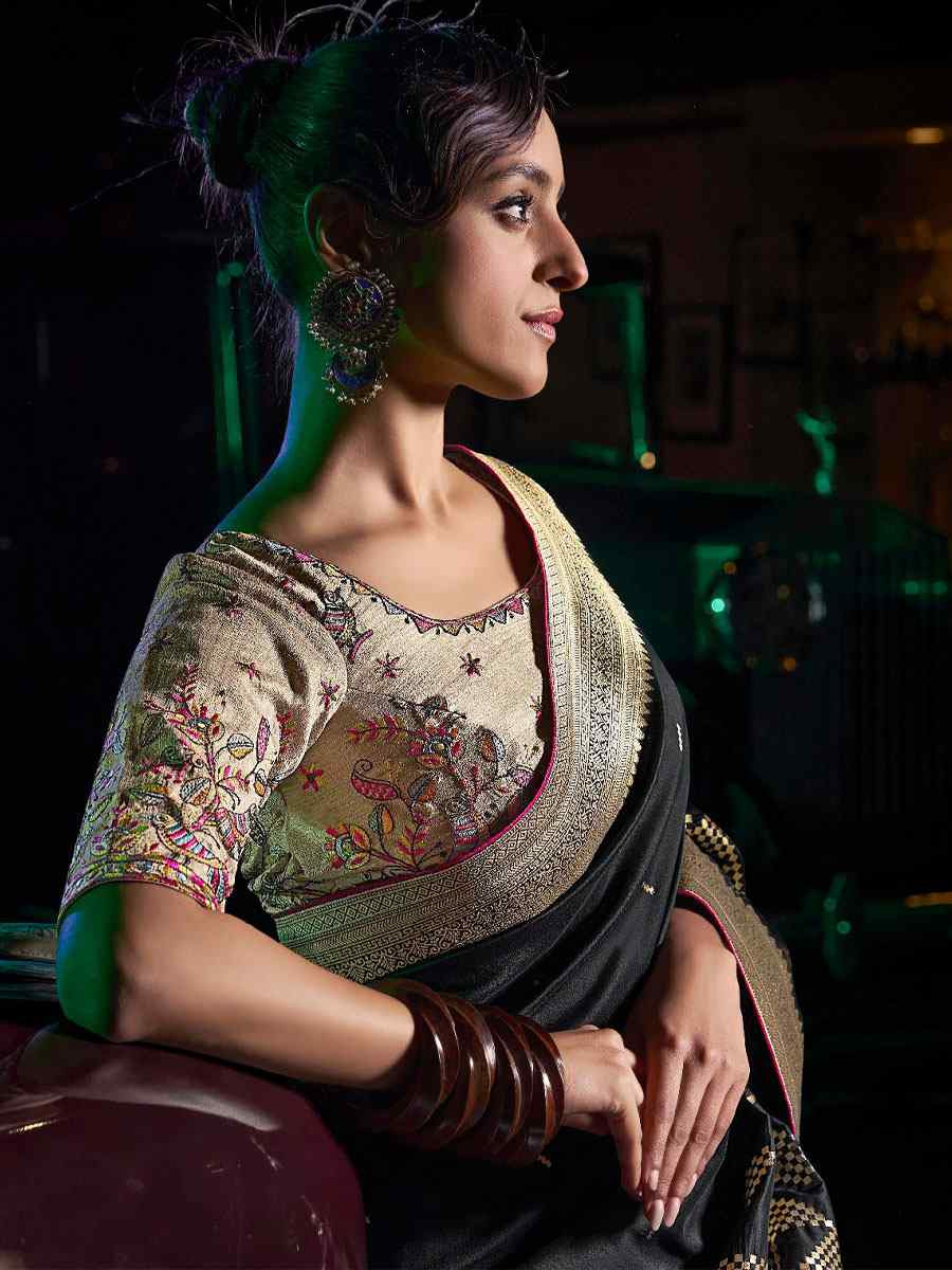 Black Pure Silk Printed Handwoven Traditional Bridal Reception Festival Wedding Fancy Heavy Border Sarees