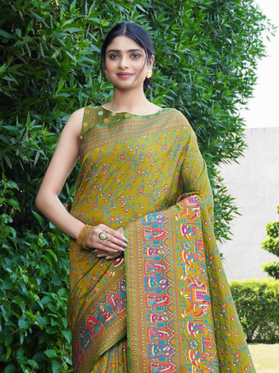 Black Soft Pure Silk Handwoven Festival Wedding Fancy Heavy Border Saree