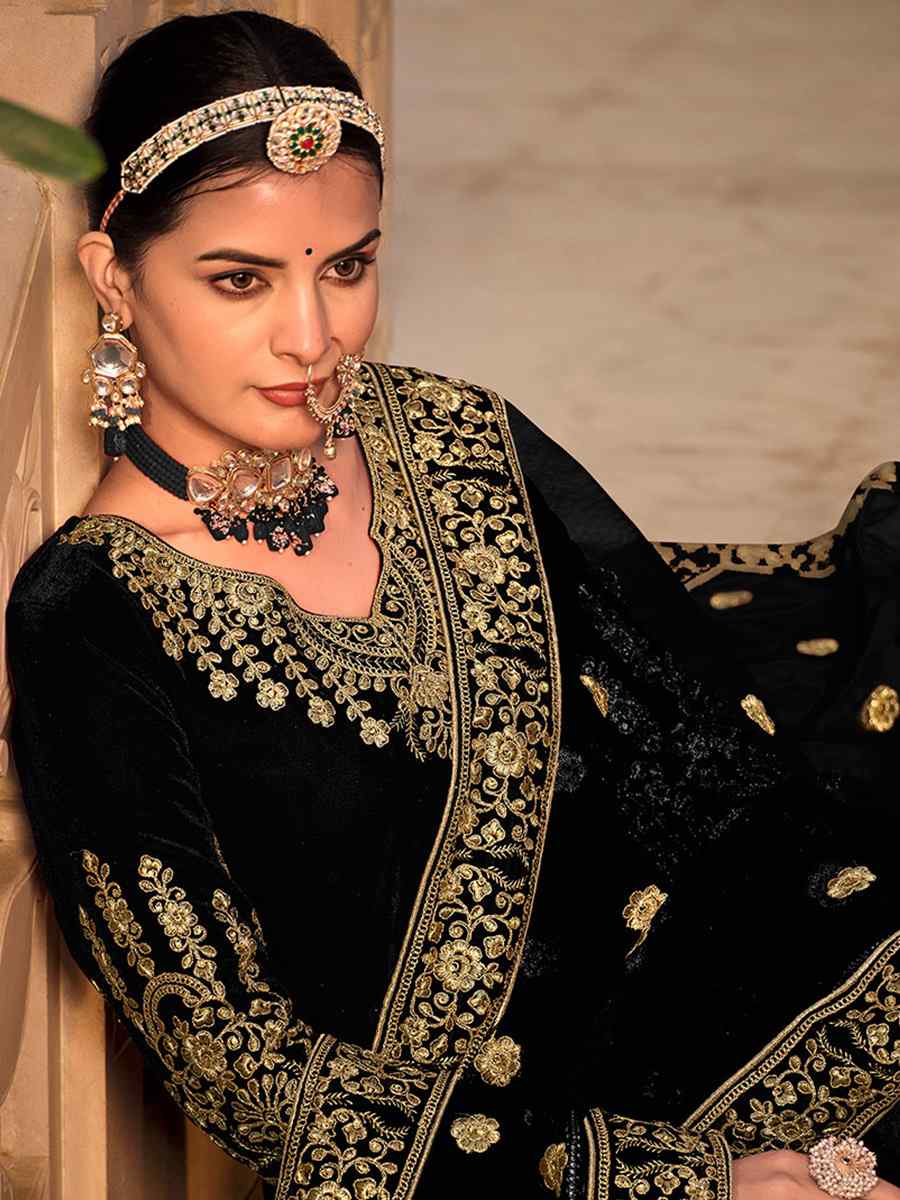 Black Velvet Embroidered Engagement Wedding Anarkali Salwar Kameez