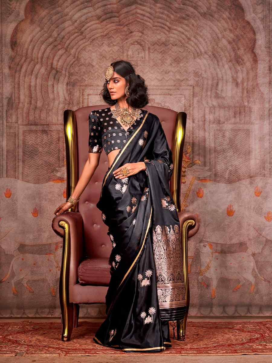 Black Zari Tissue Handwoven Festival Wedding Heavy Border Saree