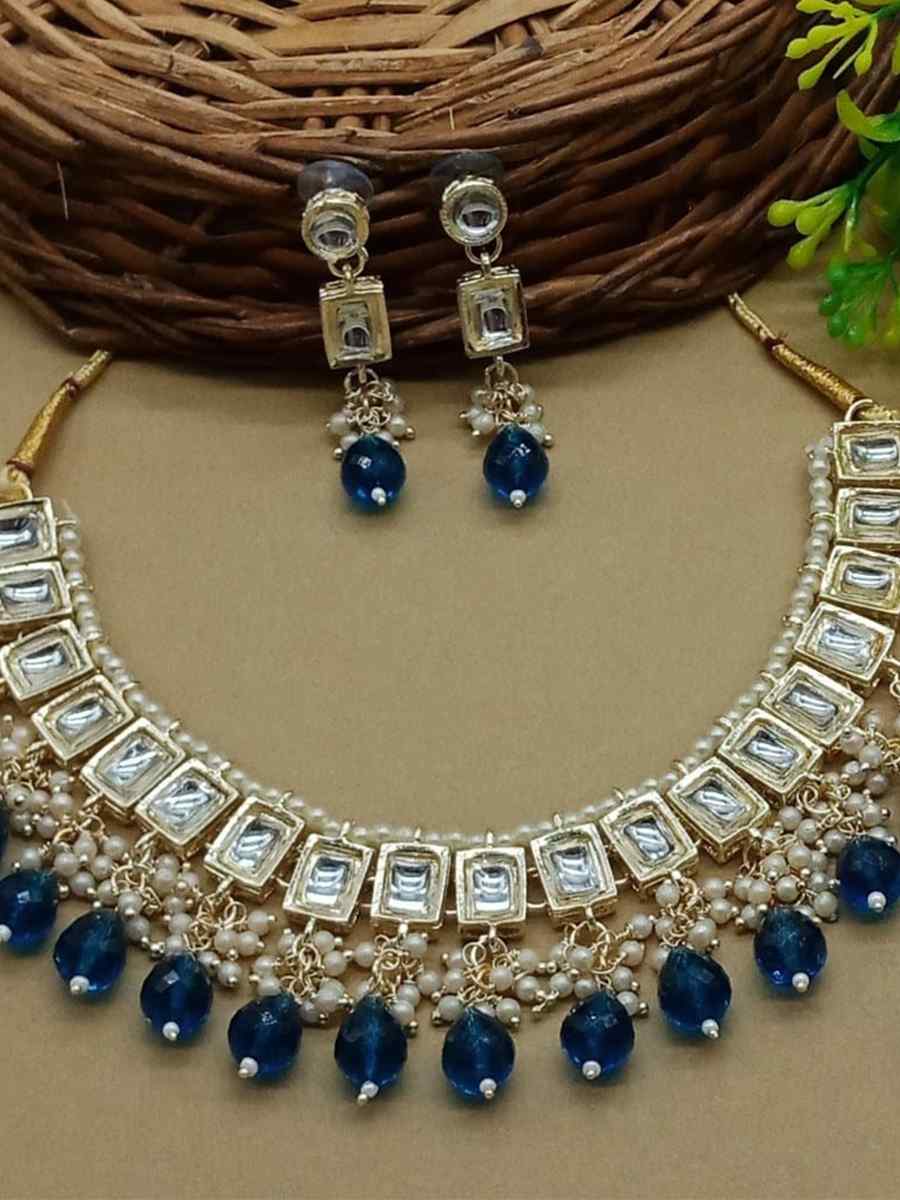 Blue Alloy Metal Festival Wear Kundan Necklace
