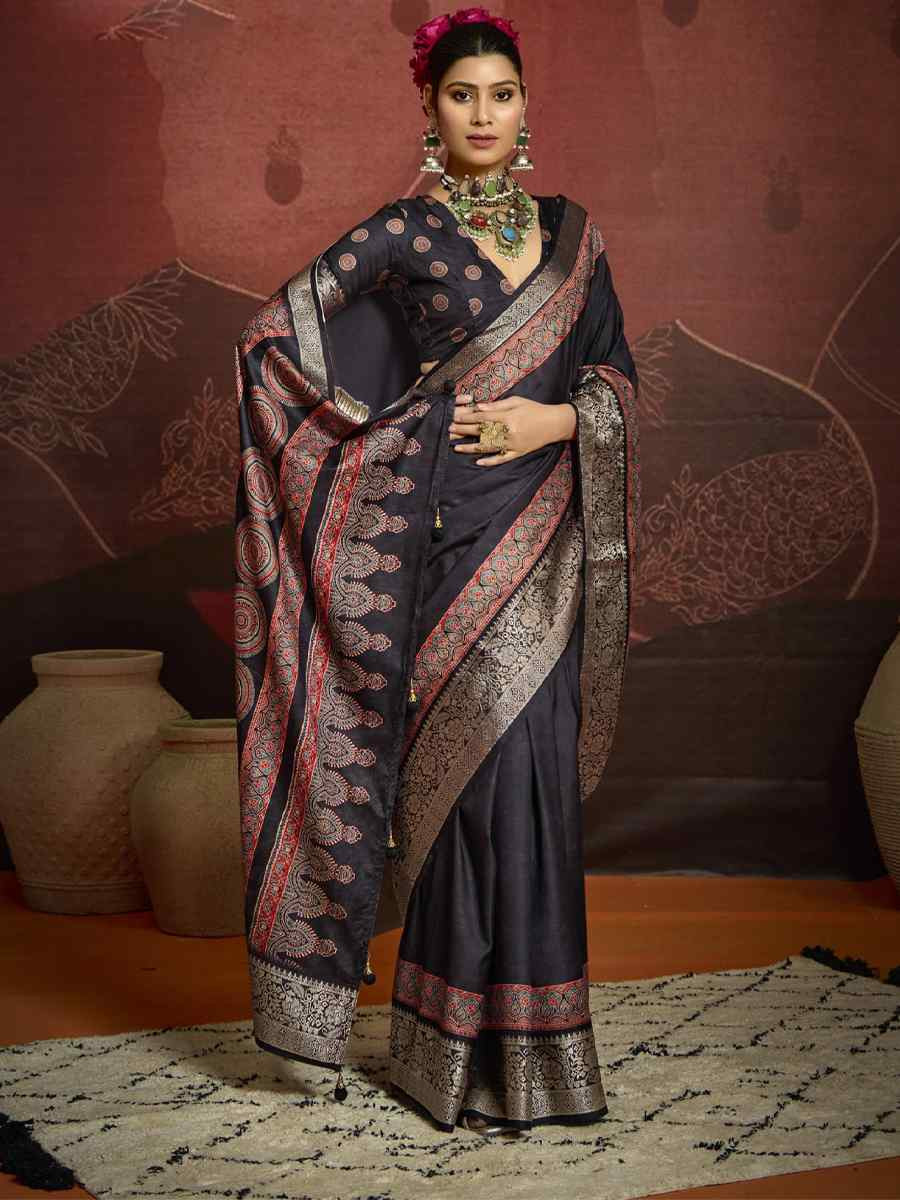 Blue Silk Handwoven Festival Wedding Fancy Heavy Border Saree