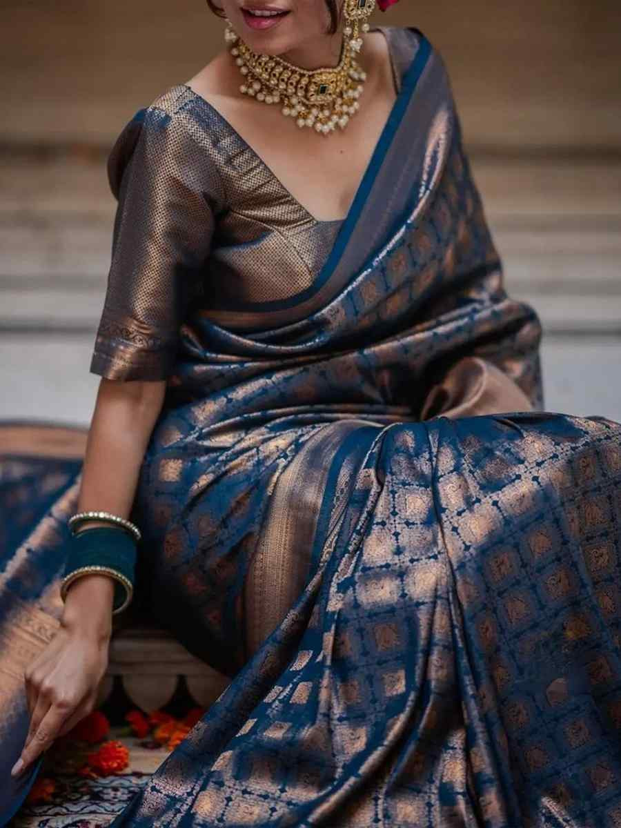 Blue Silk Handwoven Festival Wedding Fancy Heavy Border Saree