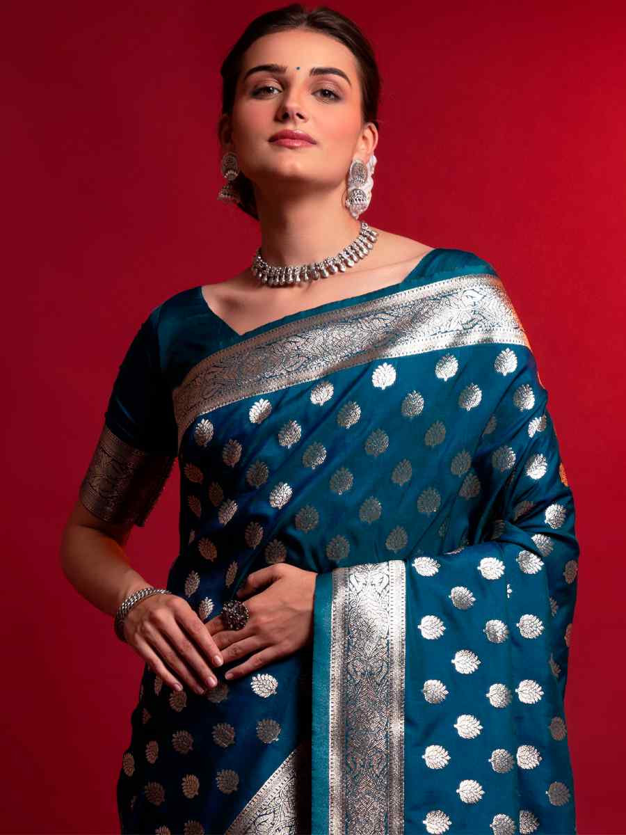 Blue Silk Handwoven Wedding Festival Heavy Border Saree