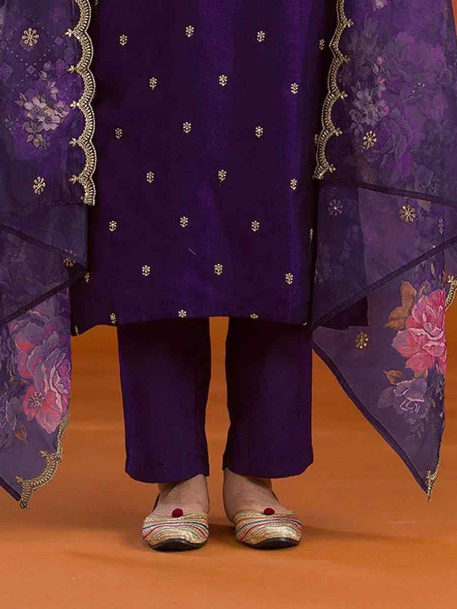 Blue Vichitra Silk Embroidered Festival Wedding Pant Salwar Kameez