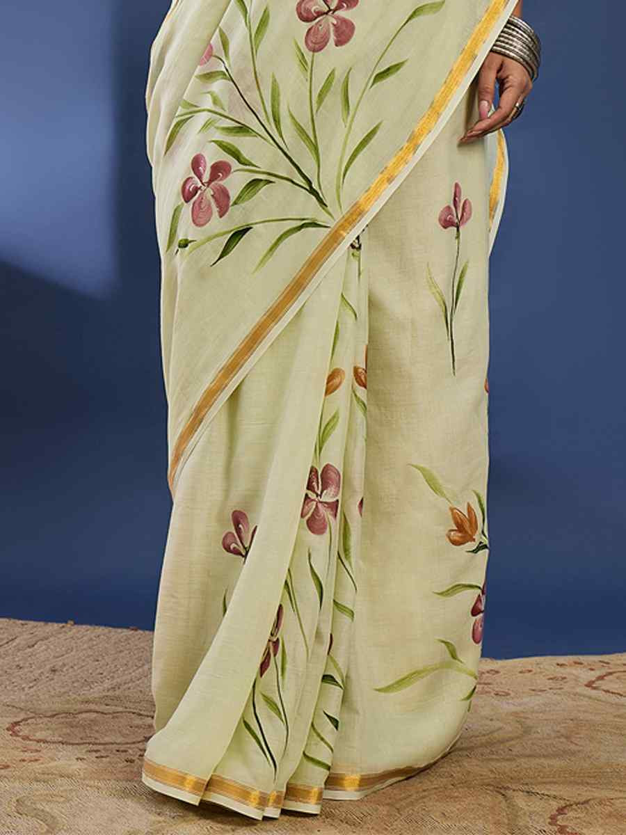 Cream Mulmul Cotton Printed Traditional Casual Reception Festival Fastive Fancy Classic Style Sarees