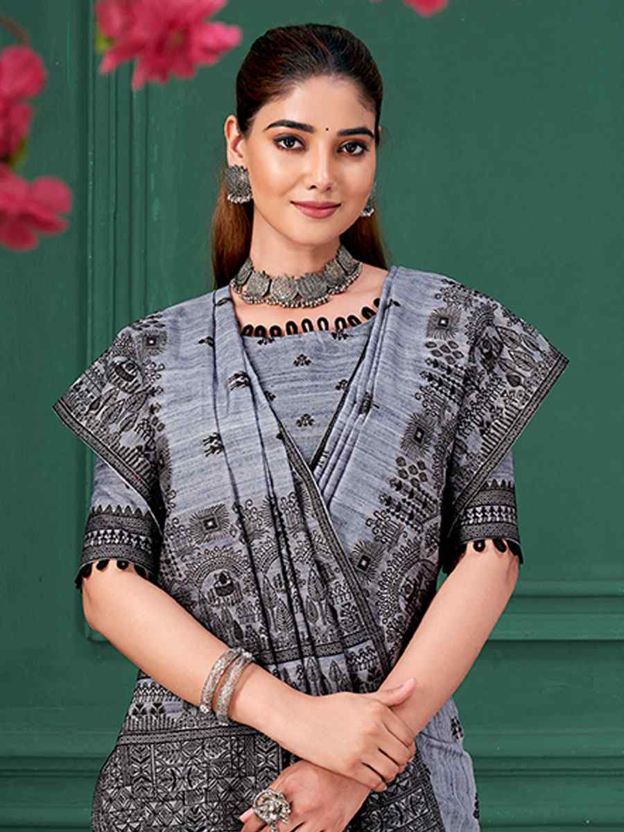 Cream Printed Handwoven Traditional Bridal Reception Festival Wedding Fancy Classic Style Sarees