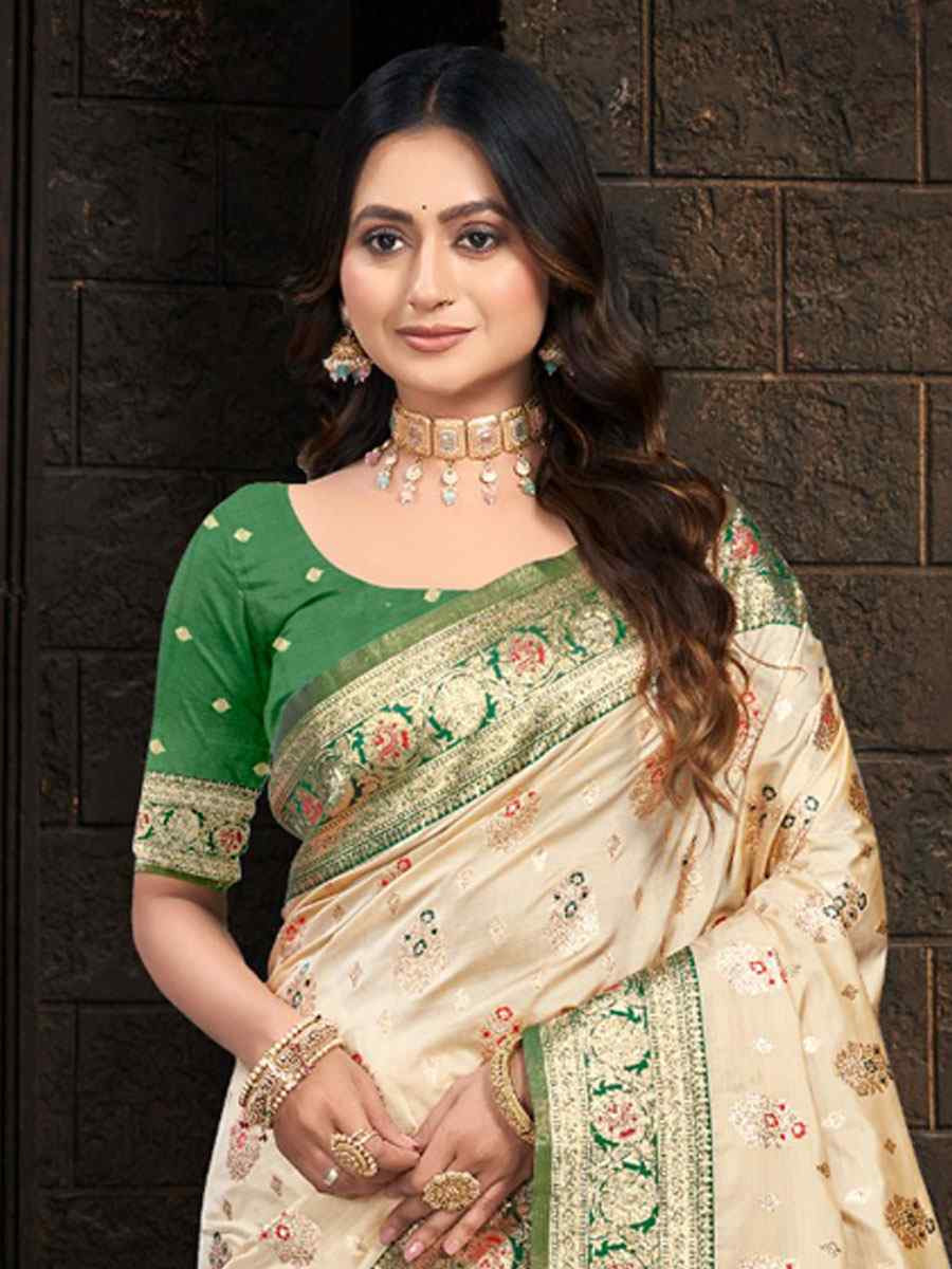 Cream Silk Handwoven Festival Wedding Fancy Heavy Border Saree