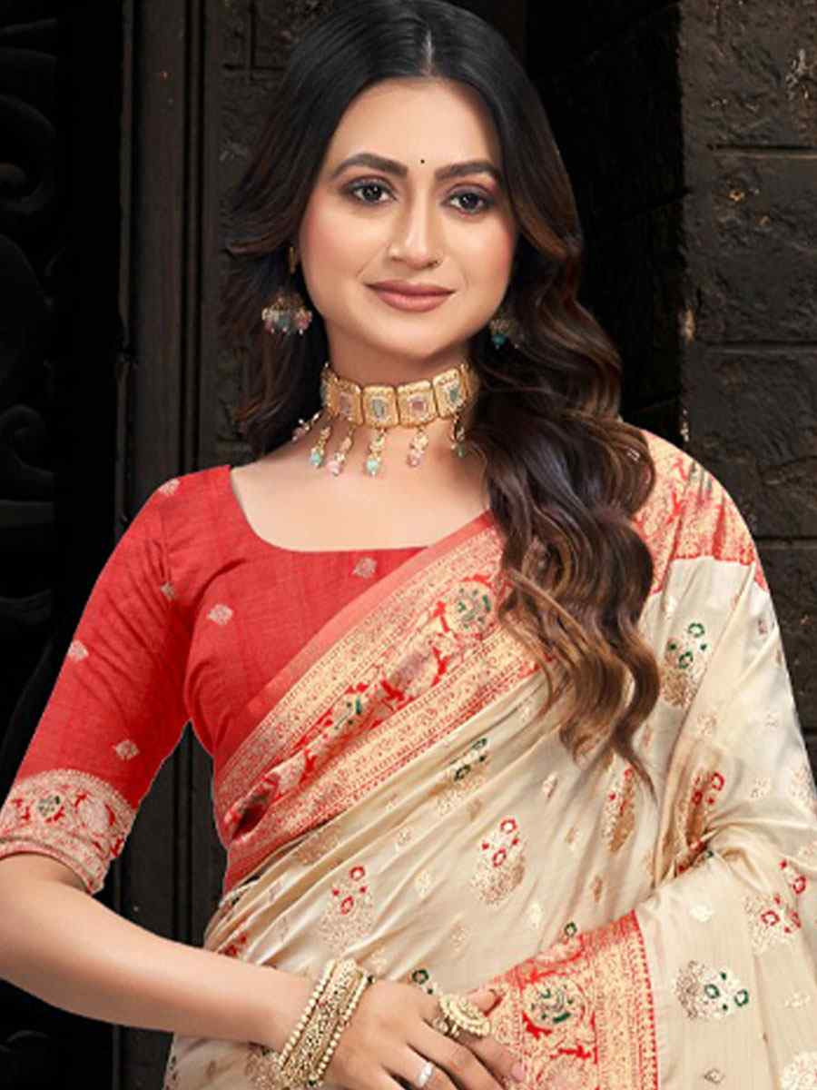 Cream Silk Handwoven Festival Wedding Fancy Heavy Border Saree