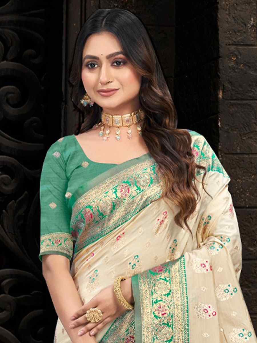 Cream Silk Handwoven Festival Wedding Fancy Heavy Border Saree