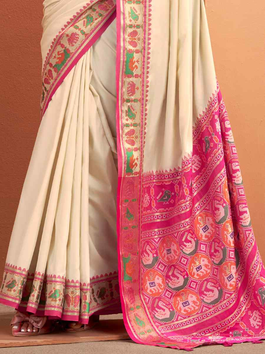 Cream Silk Patola Handwoven Traditional Bridal Reception Festival Wedding Fancy Heavy Border Saree