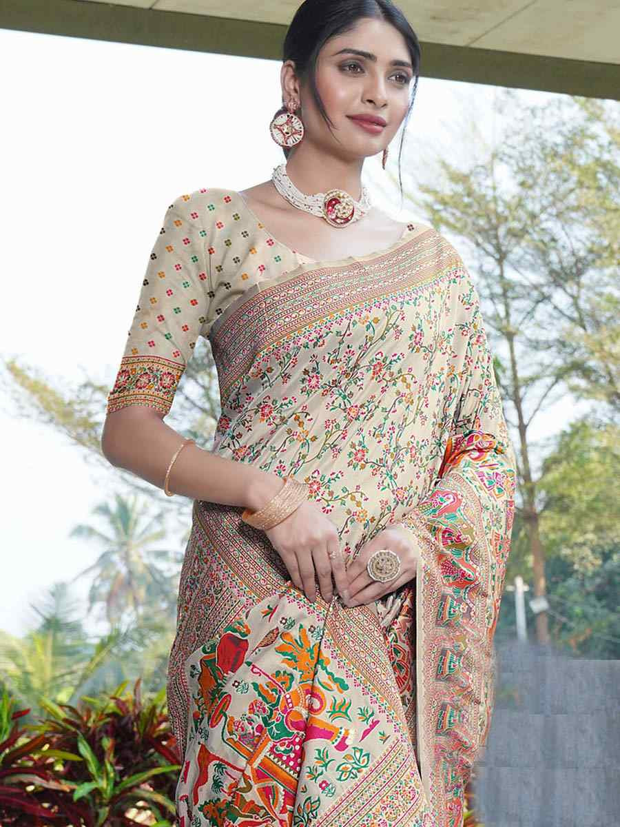Cream Soft Pure Silk Handwoven Festival Wedding Fancy Heavy Border Saree