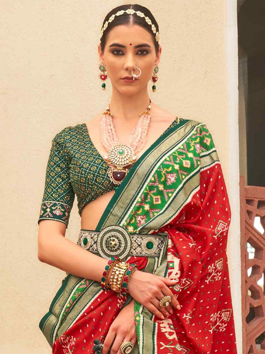 Crimson Red Green Sigma Silk Handwoven Wedding Festival Heavy Border Saree