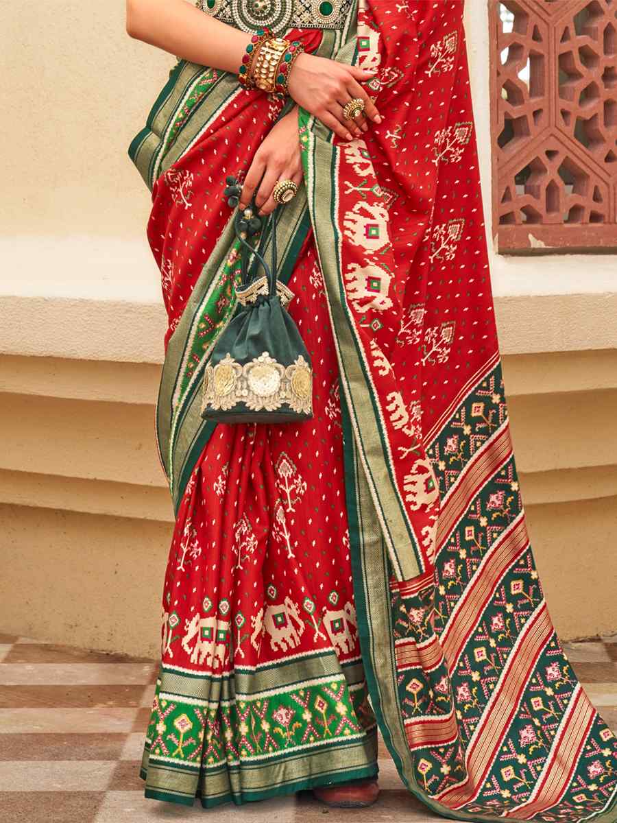 Crimson Red Green Sigma Silk Handwoven Wedding Festival Heavy Border Saree