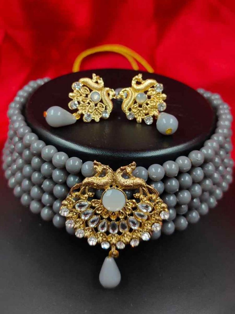 Dark Gray Alloy Festival Wear Kundan Necklace