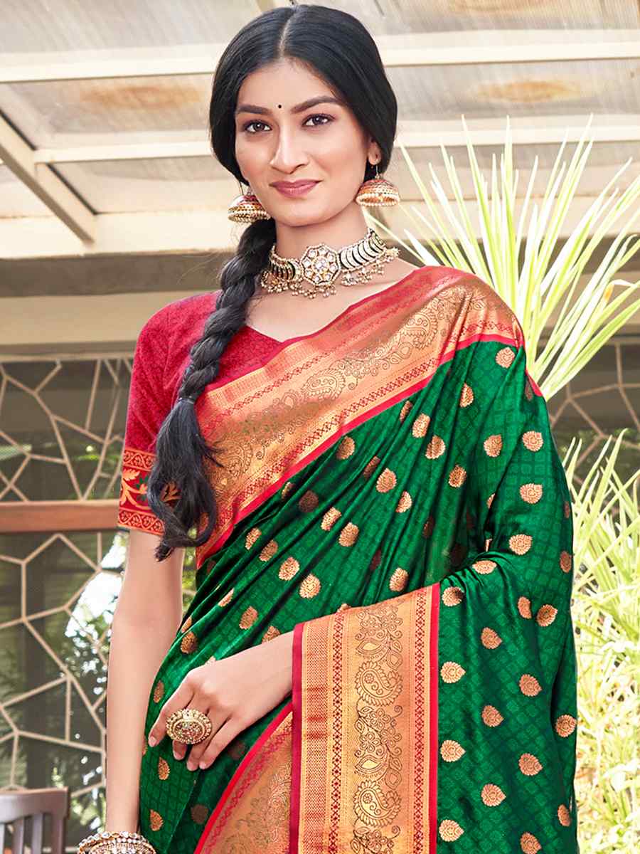 Dark Green Banarasi Silk Handwoven Wedding Festival Heavy Border Saree