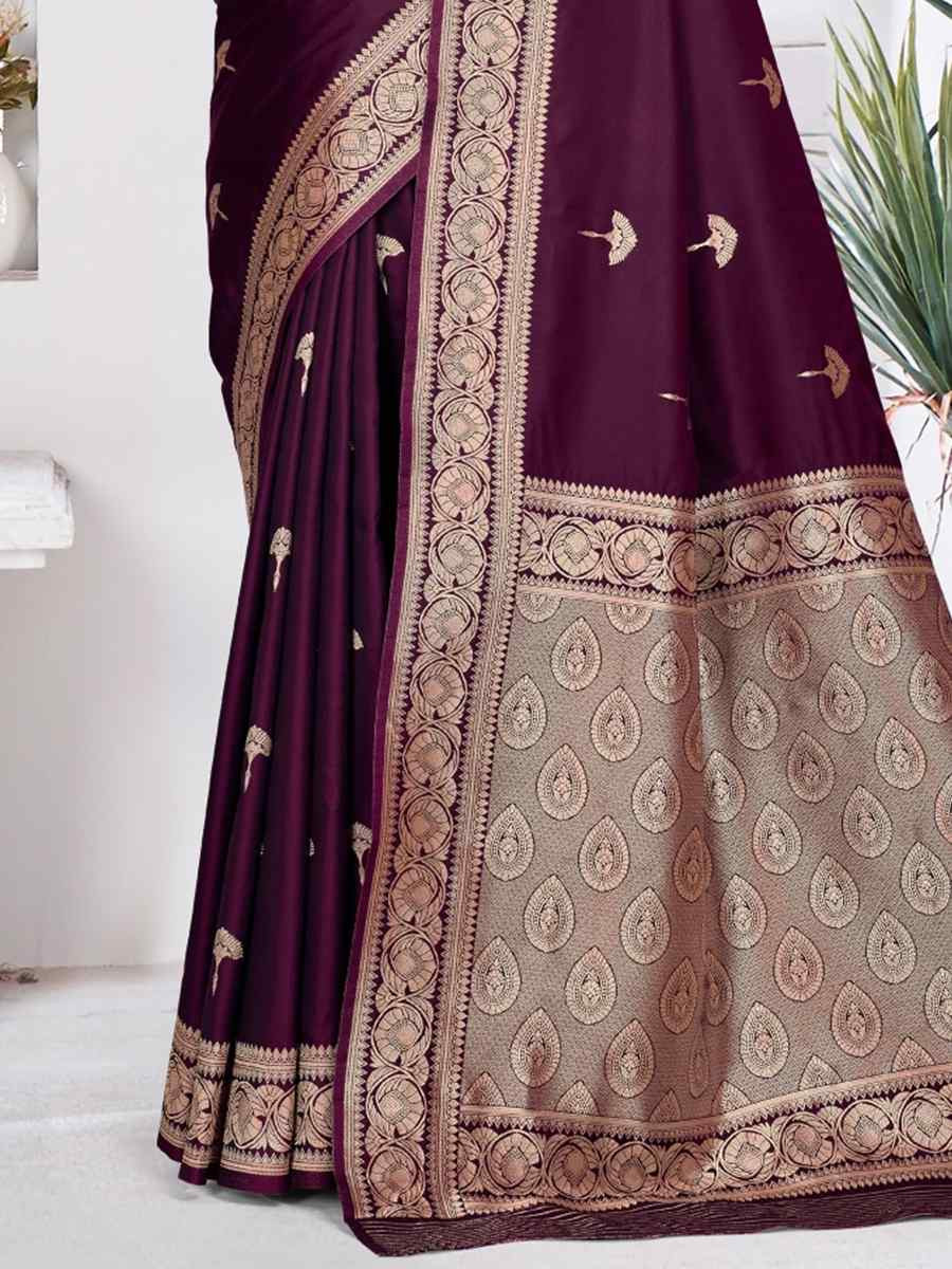 Dark Green Silk Handwoven Festival Wedding Fancy Heavy Border Saree