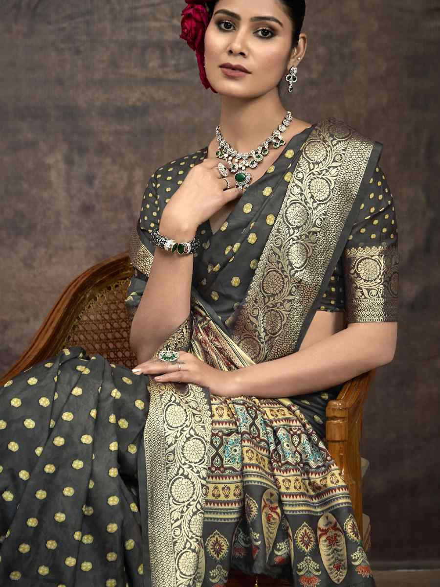 Dark Grey Silk Handwoven Festival Wedding Fancy Heavy Border Saree