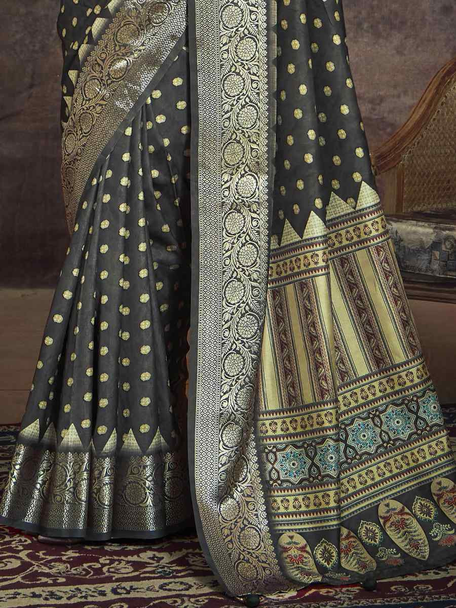 Dark Grey Silk Handwoven Festival Wedding Fancy Heavy Border Saree
