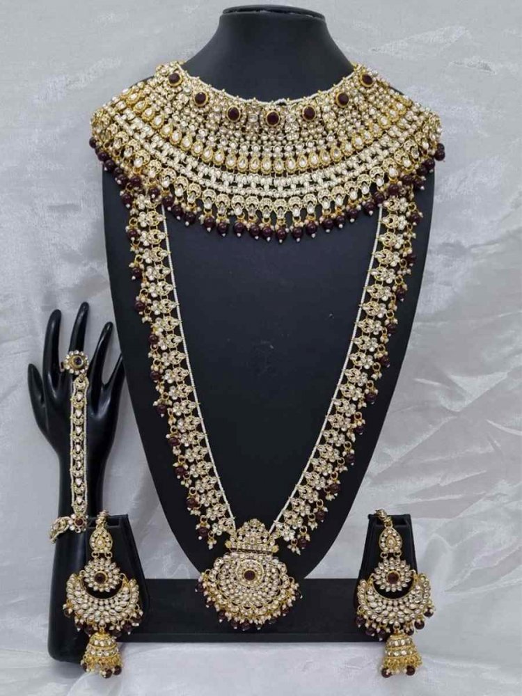 Dark Maroon Alloy Bridal Wear Diamonds Bridal Sets