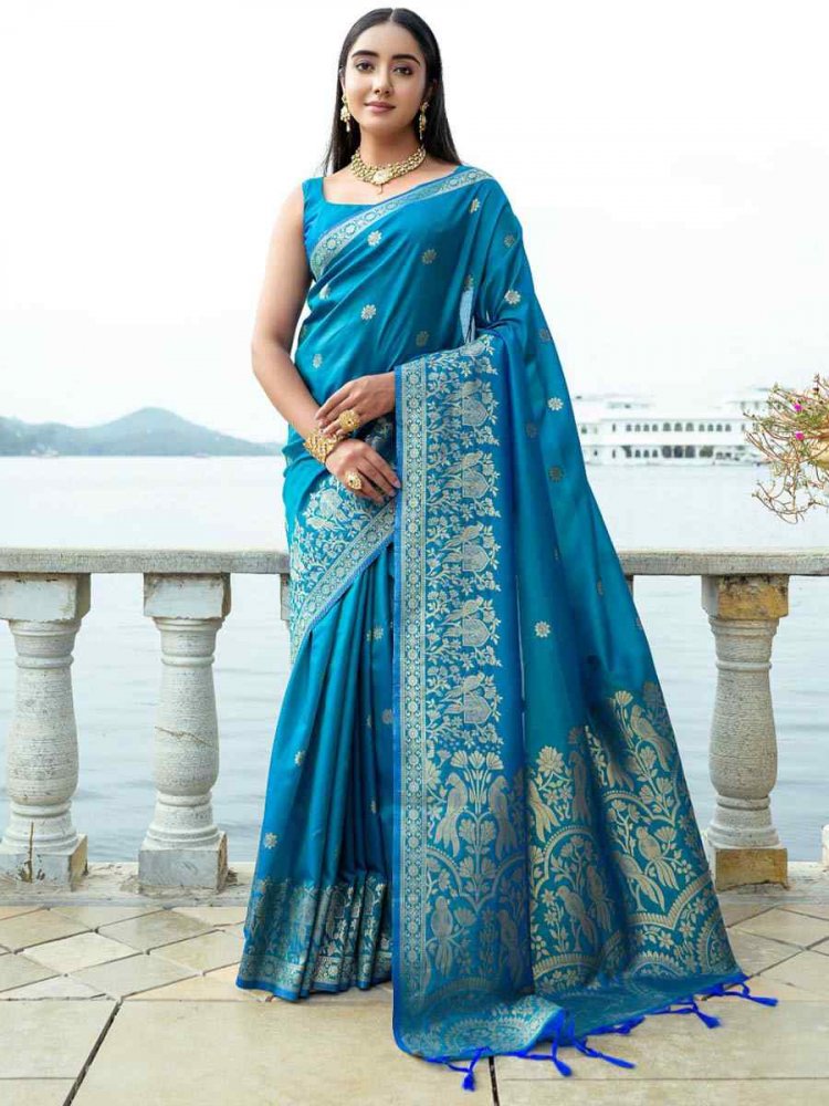 Firozi Soft Silk Handwoven Wedding Festival Heavy Border Saree