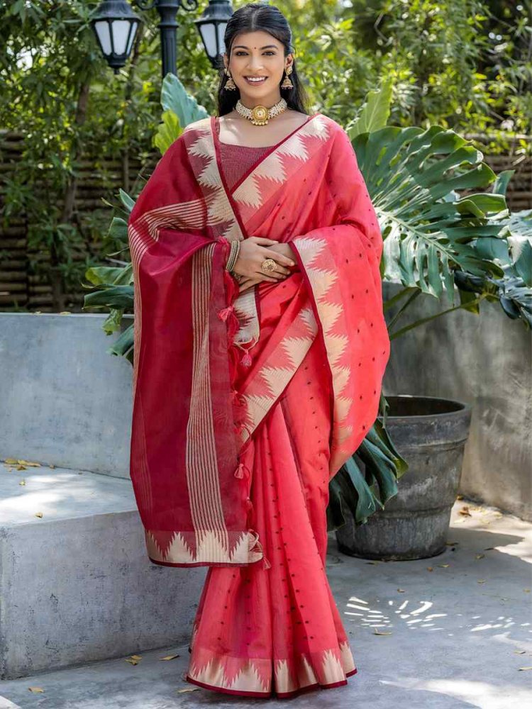 Gajri Raw Silk Handwoven Casual Festival Classic Style Saree