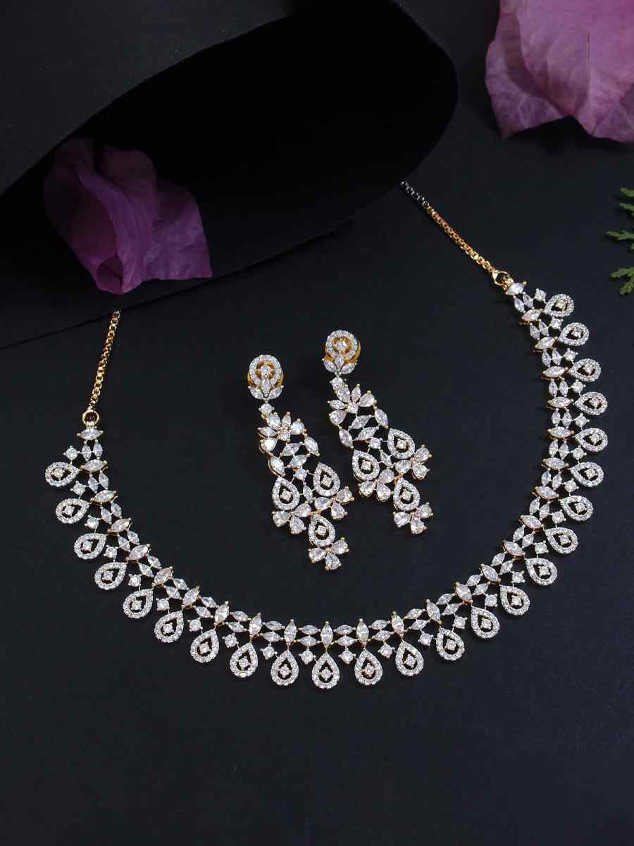 Gold Alloy Festival Wear Diamond Necklace