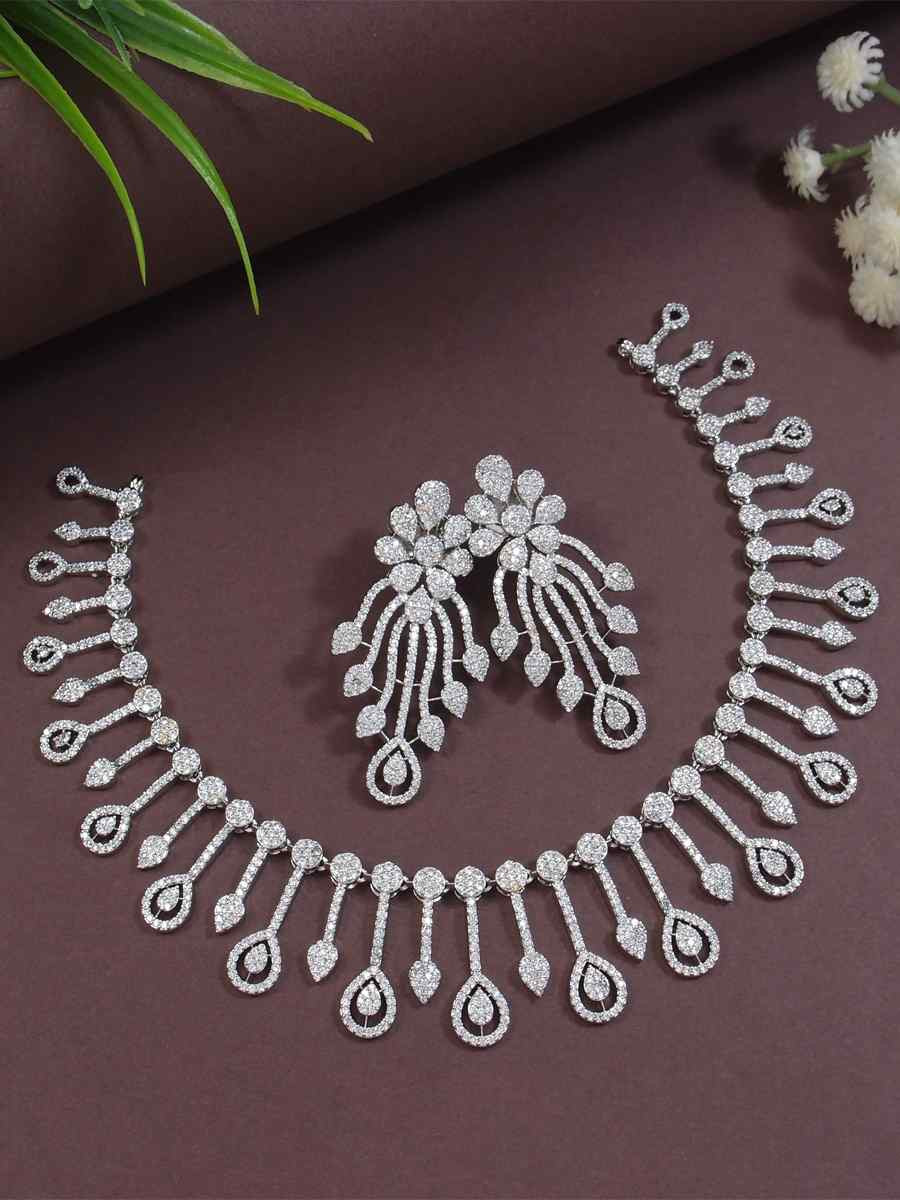 Gold Alloy Festival Wear Diamond Necklace