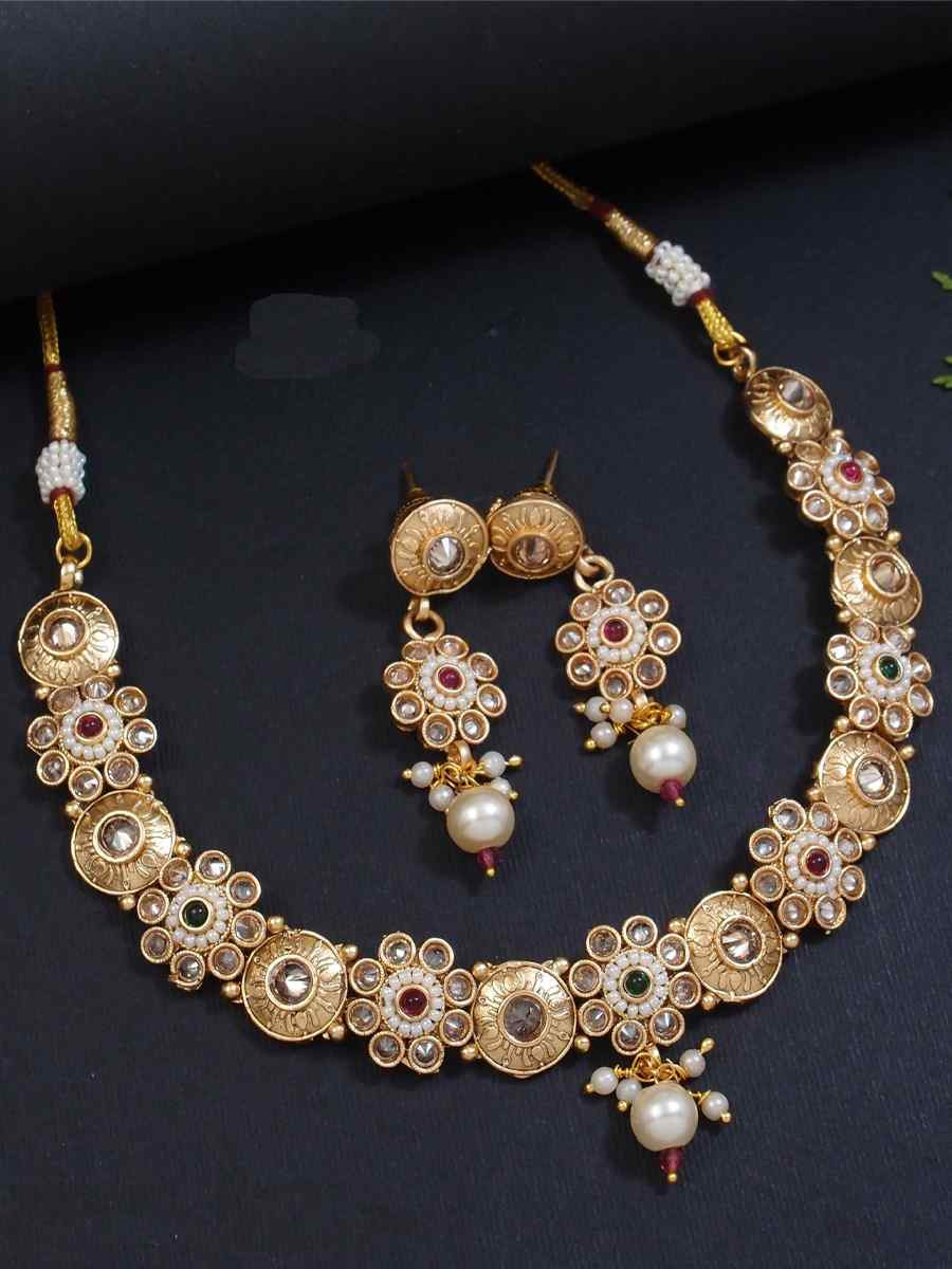 Gold Alloy Festival Wear Kundan Necklace