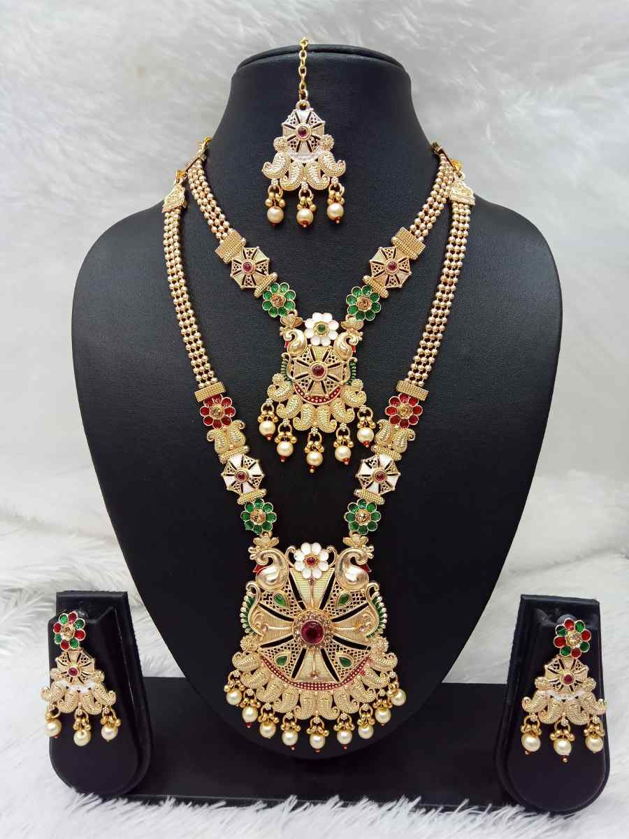Gold Alloy Festival Wear Kundan Necklace