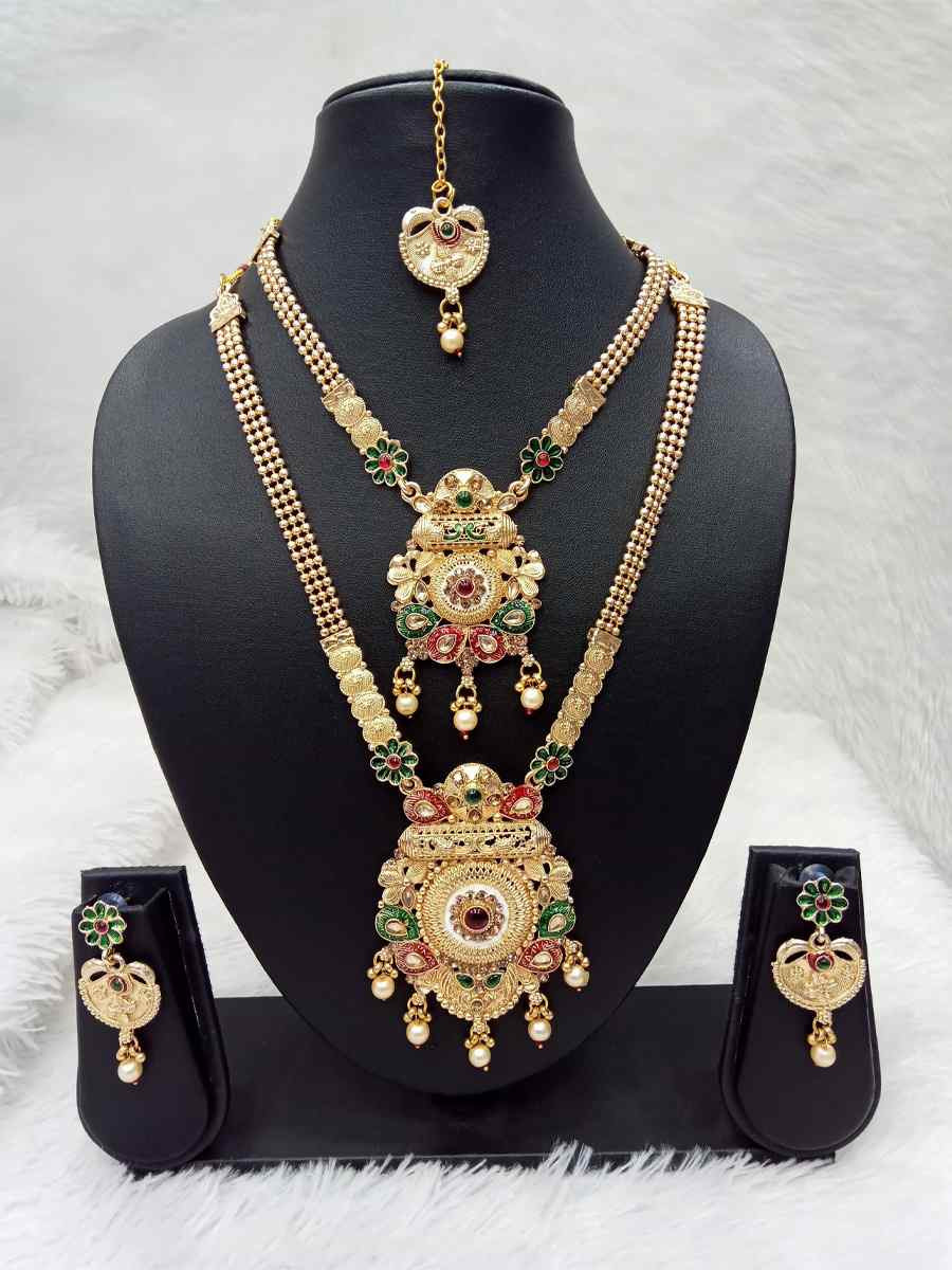 Gold Alloy Festival Wear Kundan Necklace