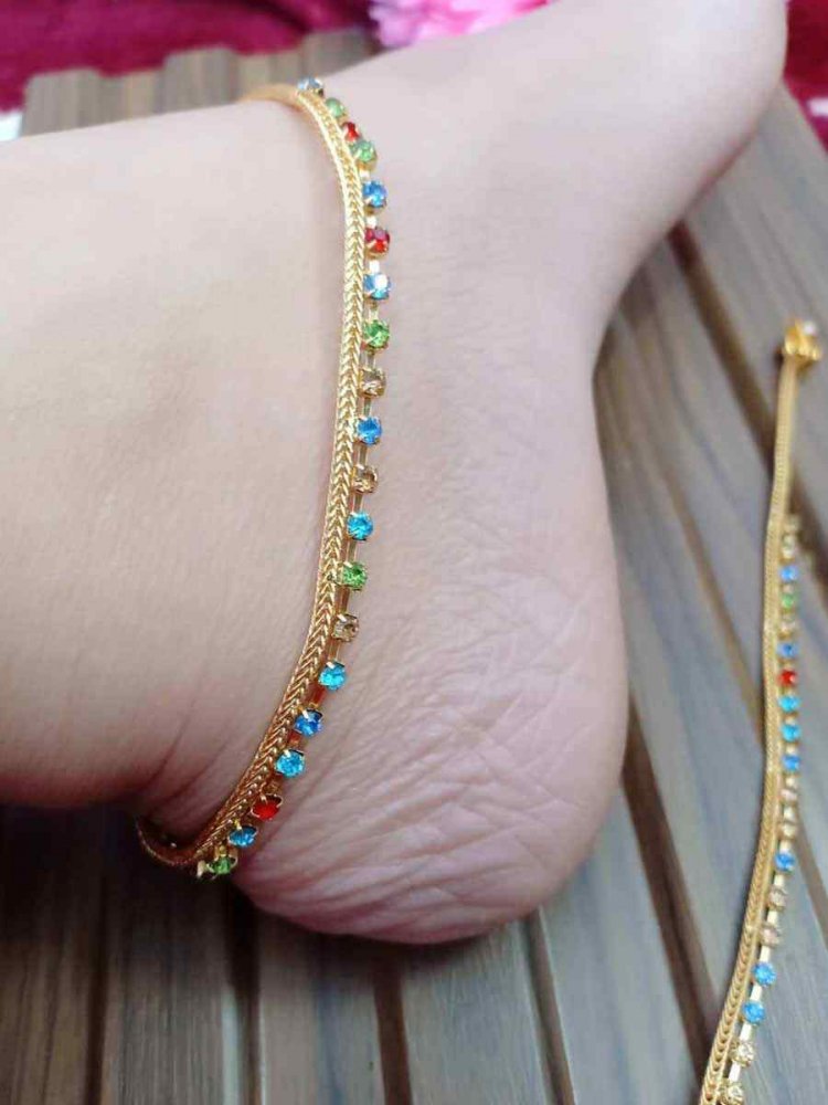 Gold Alloy Festival Wear Stone Anklets