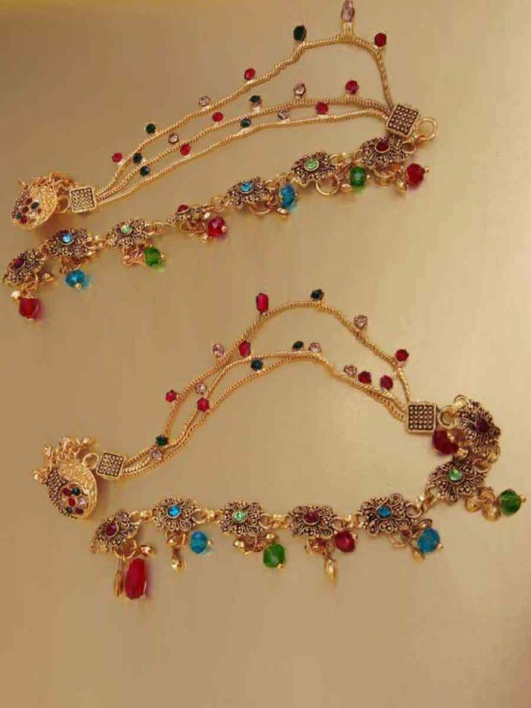 Gold Alloy Festival Wear Stone Anklets