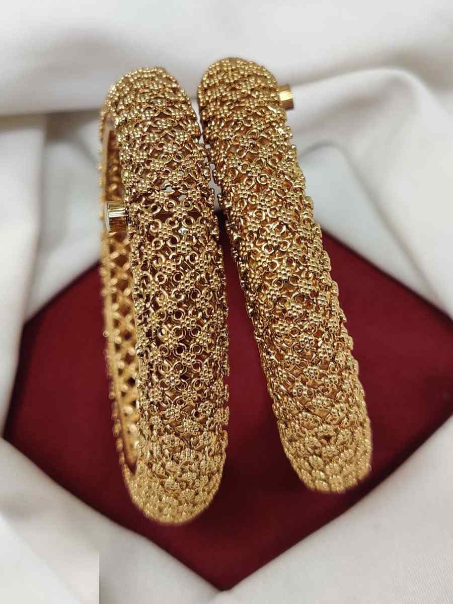 Gold Copper Party Wear Jadau Bangles