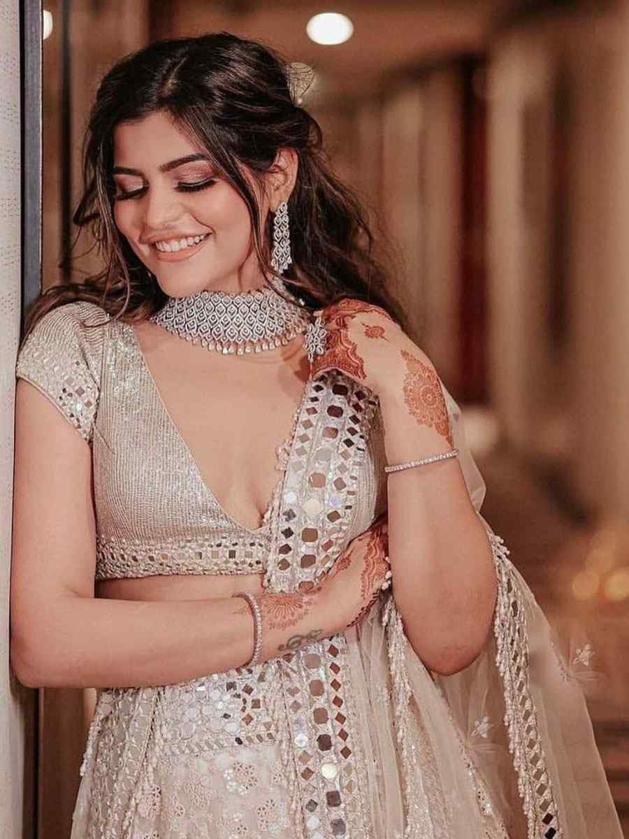 Gold Georgette Embroidered Bridal Wedding Reception Festival Heavy Border Lehenga Choli