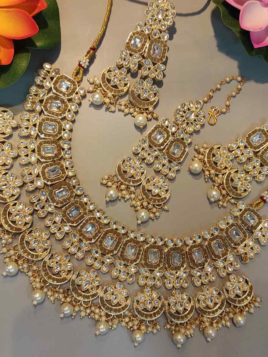 Gold Grey Alloy Festival Wear Diamonds Necklace