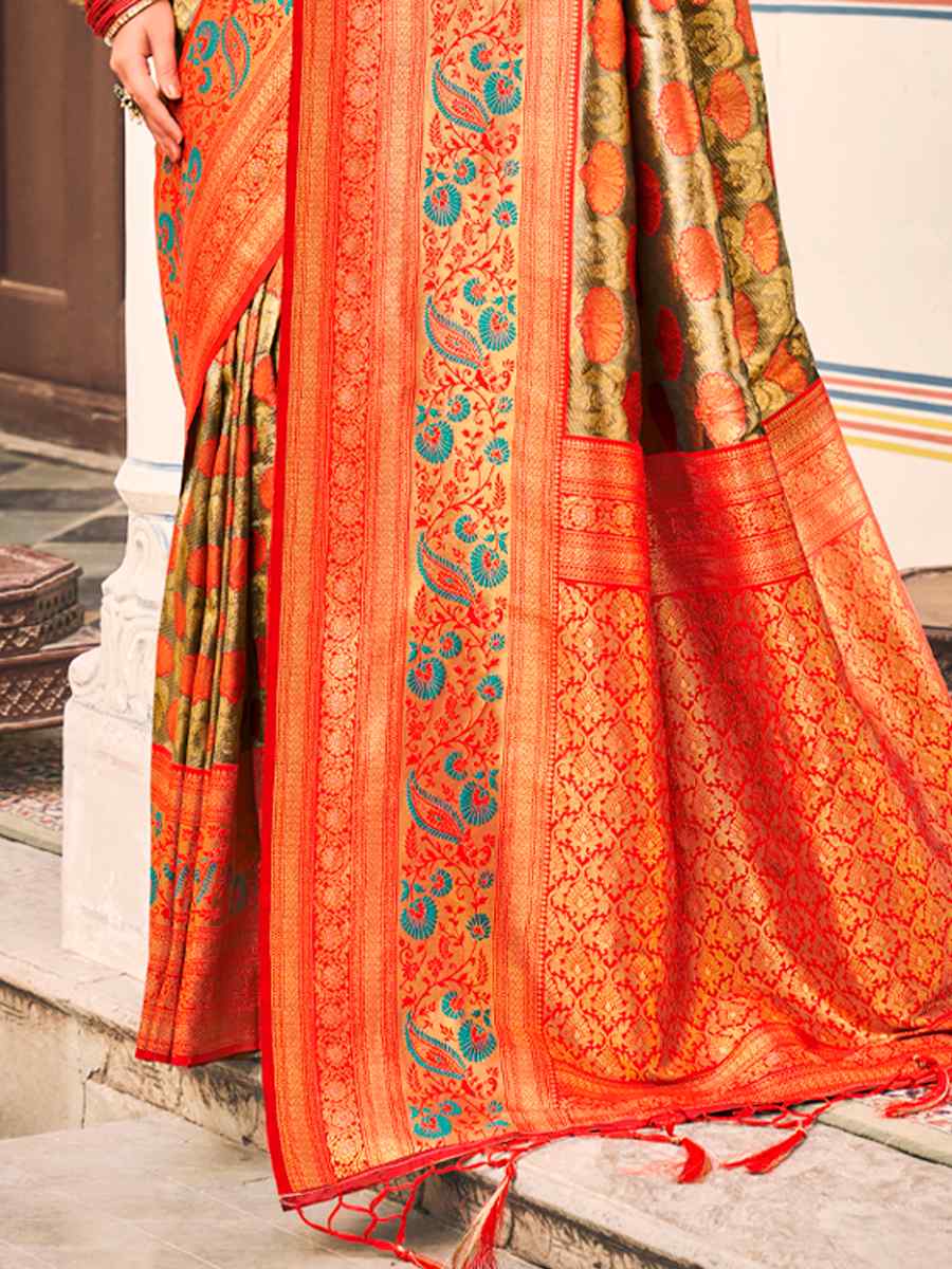 Gold Kanjivaram Silk Handwoven Wedding Festival Heavy Border Saree