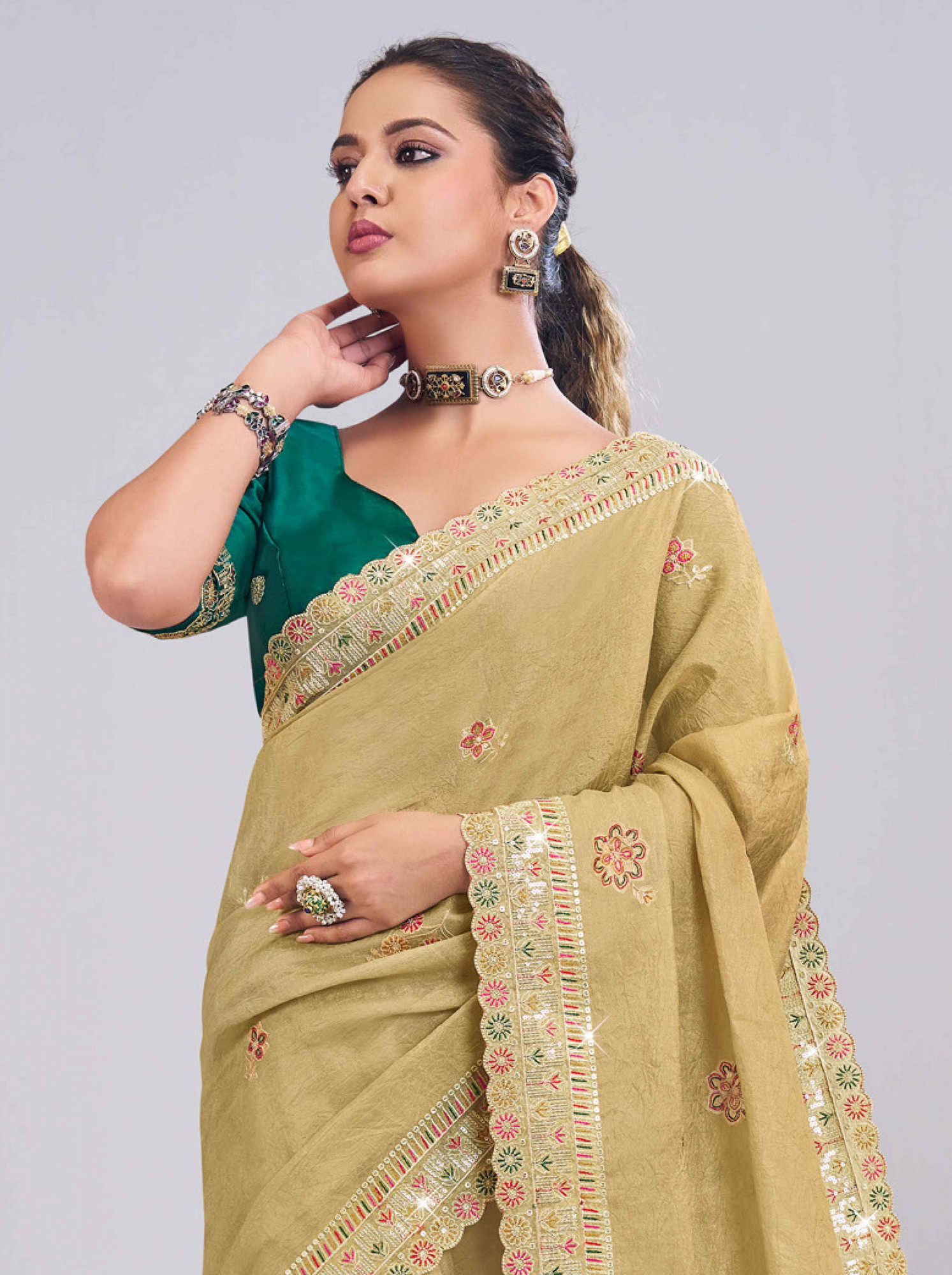 Golden Silk Embroidery Traditional Bridal Reception Festival Wedding Fancy Heavy Border Saree