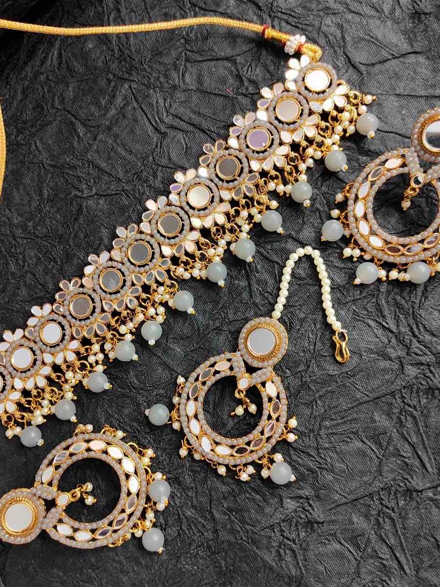 Gray Alloy Wedding Wear Kundan Necklace