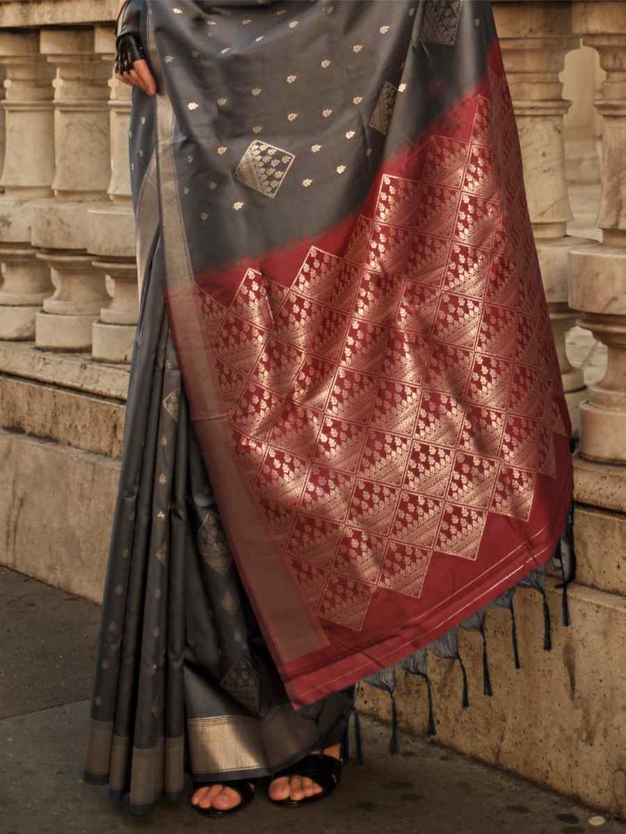 Gray Silk Handwoven Wedding Festival Heavy Border Saree