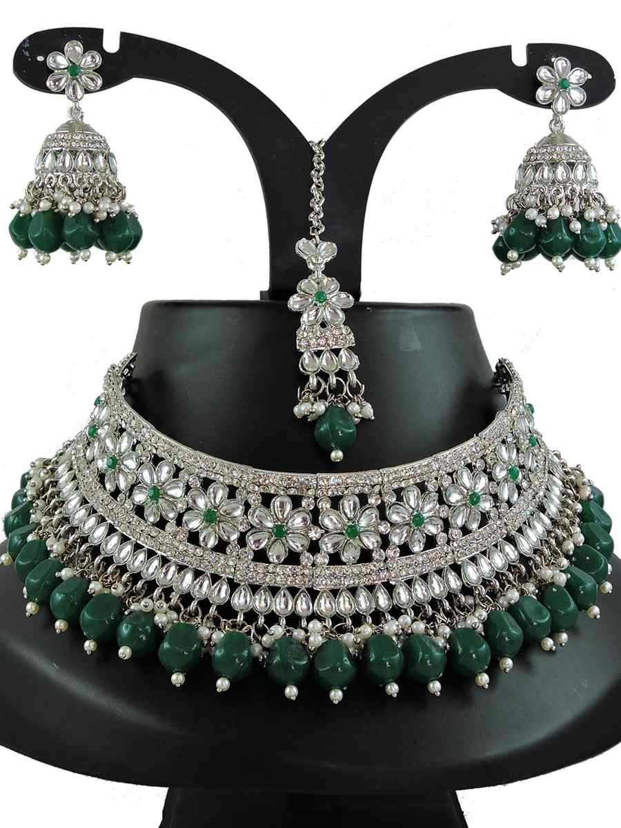 Green Alloy Bridal Wear Diamonds Necklace